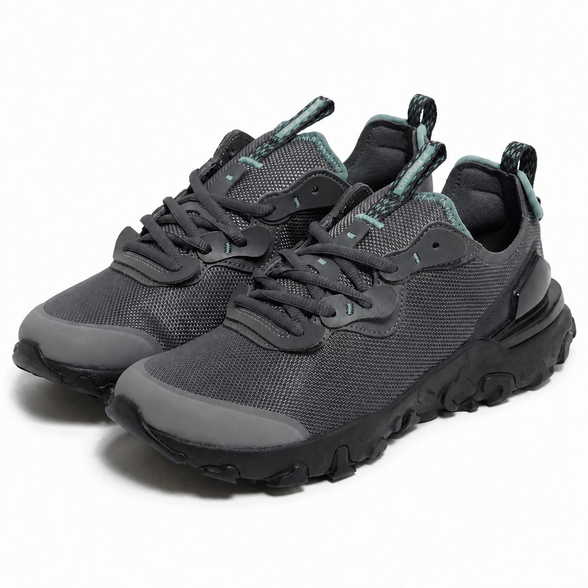 Terrain Runner Kids' Sneaker