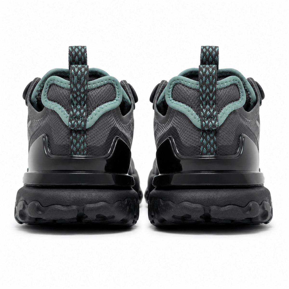 Terrain Runner Kids' Sneaker