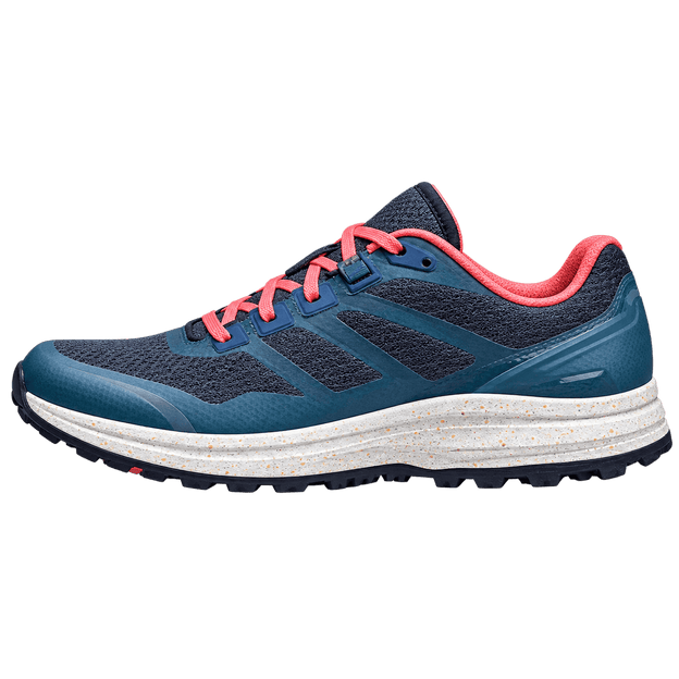 Peri Trail Sneakers